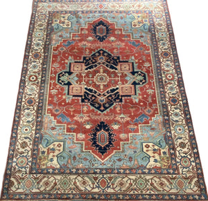 Hand-Woven Serapi Heriz Design Carpet
