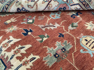 Hand-Woven Serapi Heriz Design Carpet