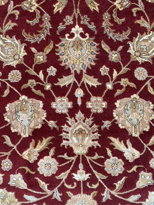 Traditional Hand-Woven Tabriz Design Rug