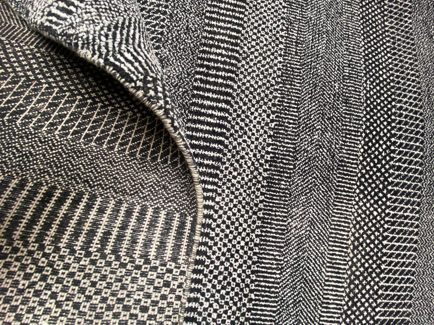 Hand-Woven Modern Shalimar Collection