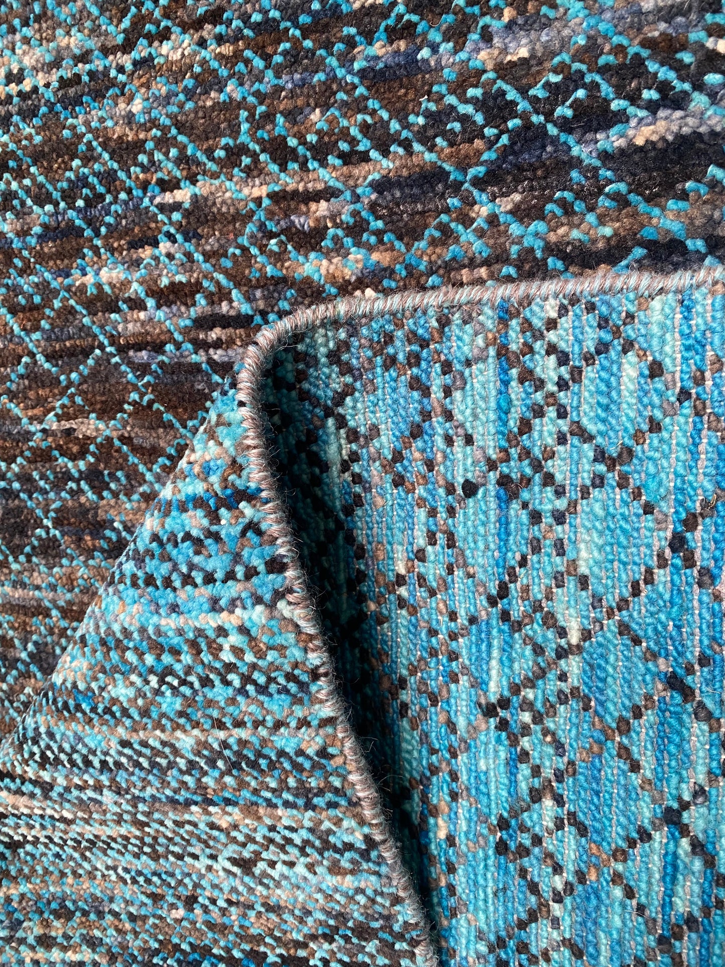 Hand-Woven Modern Shalimar Collection