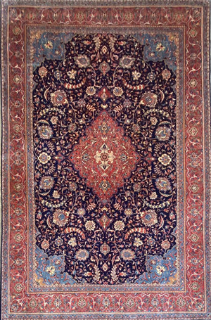 Fine Hand-Knotted Persian Sarouq Carpet