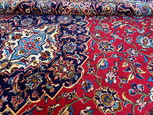Hand-Knotted Persian Kashan Carpet