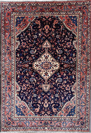 Fine Hand-Knotted Persian Farahan Rug