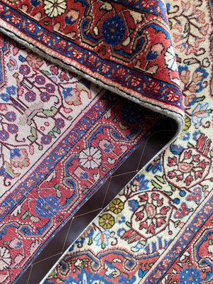 Fine Hand-Knotted Persian Jozan Rug