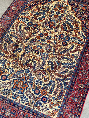 Fine Hand-Knotted Persian Sarouq Ghiasabad Carpet