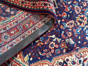 Fine Hand-Knotted Persian Jozan Rug