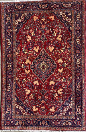 Fine Hand-Knotted Persian Bidjar Rug