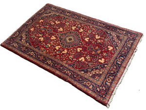 Fine Hand-Knotted Persian Bidjar Rug