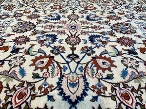 Fine Hand-Knotted Persian Kashmar Carpet