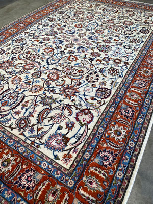 Fine Hand-Knotted Persian Kashmar Carpet