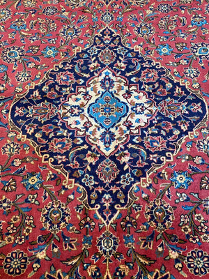 Hand-Knotted Persian Kashan Carpet