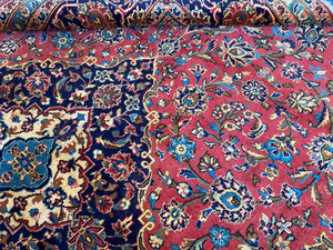 Hand-Knotted Persian Kashan Carpet