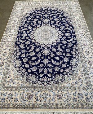 Fine Hand-Knotted Persian Naien Carpet
