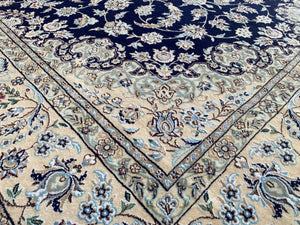 Fine Hand-Knotted Persian Naien Carpet