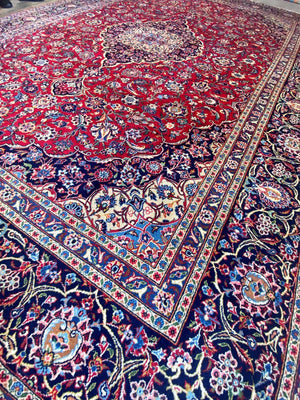Superfine Hand-Knotted Persian Kashan Carpet