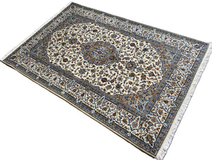 Superfine Hand-Knotted Persian Kashan Carpet