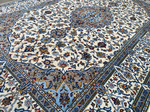 Superfine Hand-Knotted Persian Kashan Carpet