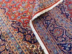 Fine Hand-Knotted Persian Kashan Carpet