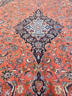 Fine Hand-Knotted Persian Kashan Carpet