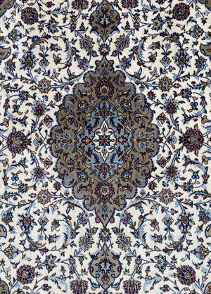 Fine Hand-Knotted Persian Kashan Carpet