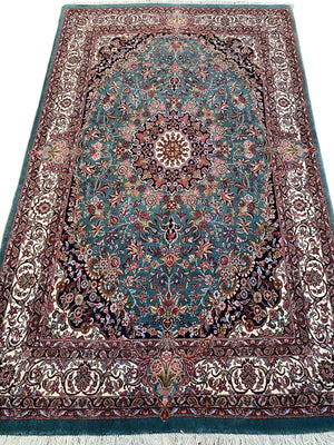 Superfine Hand-Knotted Persian Bidjar Boukan Carpet
