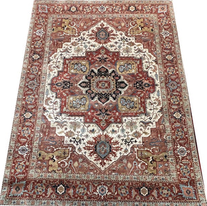 Hand-Woven Serapi Heriz Design Carpet