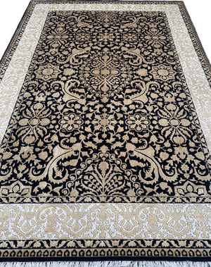 Traditional Hand-Woven Tabriz Design Carpet
