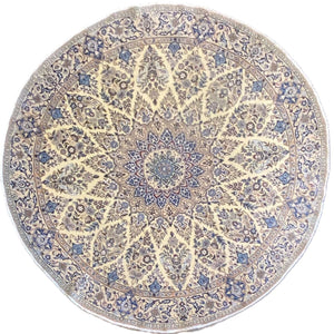 Fine Hand-Knotted Persian Naien Carpet