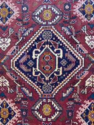 Fine Hand-Knotted Nomadic Persian Qashqaie Rug