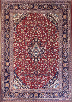 Fine Hand-Knotted Persian Kashan Carpet