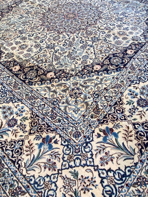 Superfine Hand-Knotted Persian Naien carpet