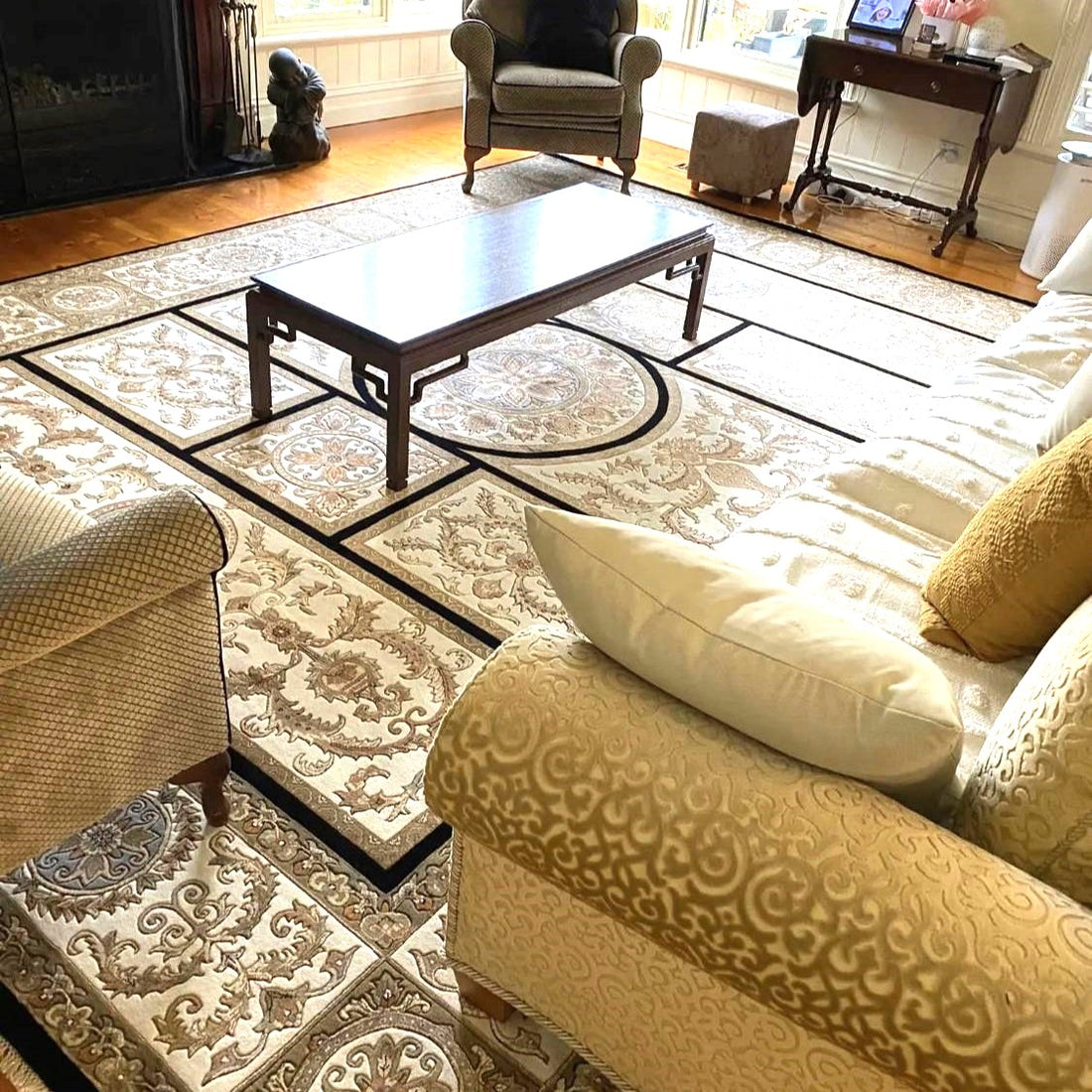 Traditional Large Persian Rugs in Melbourne