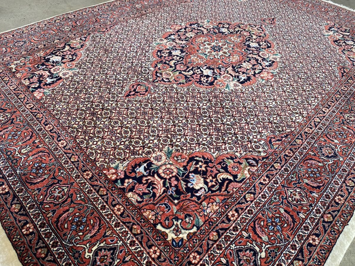 Superfine Hand-Knotted Persian Bidjar Carpet