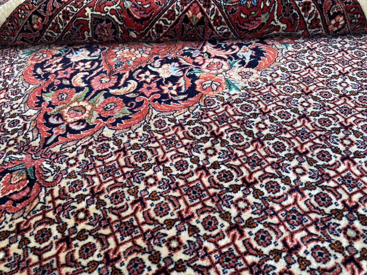 Superfine Hand-Knotted Persian Bidjar Carpet