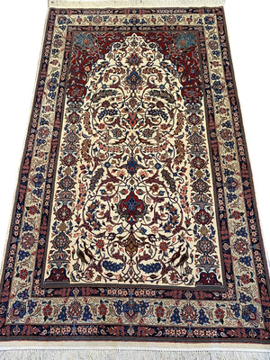 Superfine Hand-knotted Persian Qum Carpet