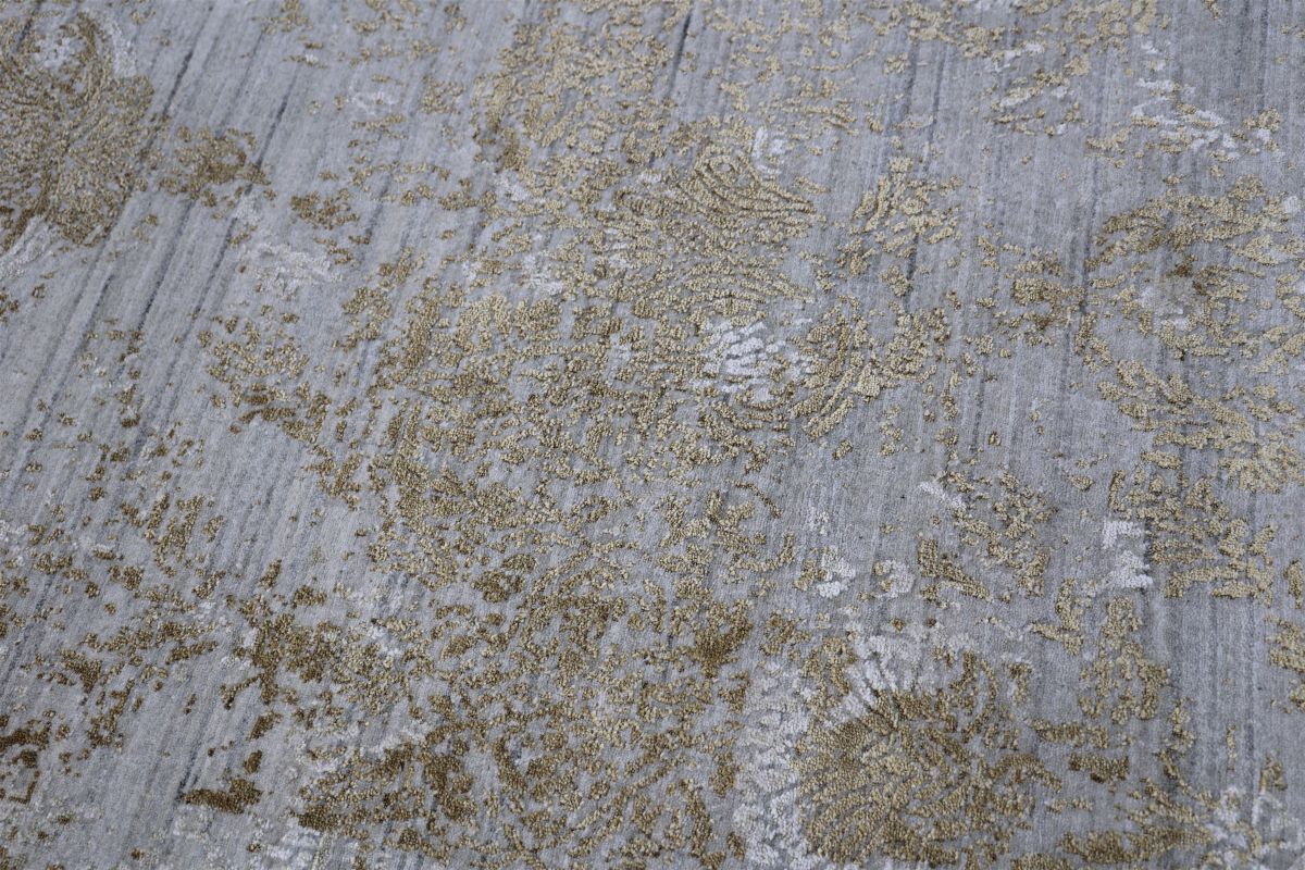 Hand-Woven Modern Crystal Collection