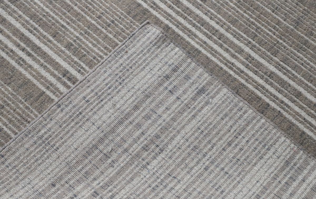 Hand-Woven Modern Roma Collection