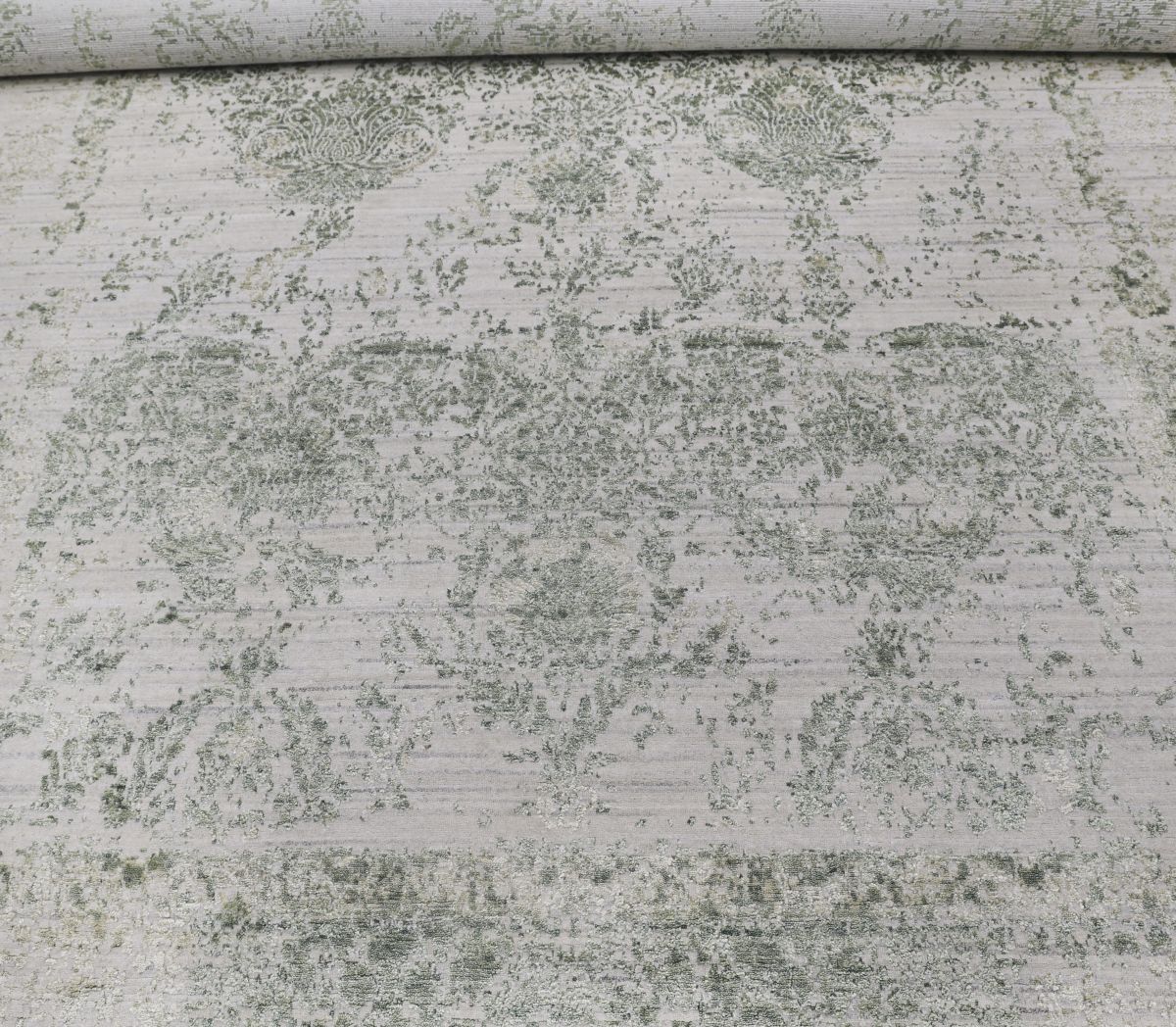 Hand-Woven Modern Crystal Collection