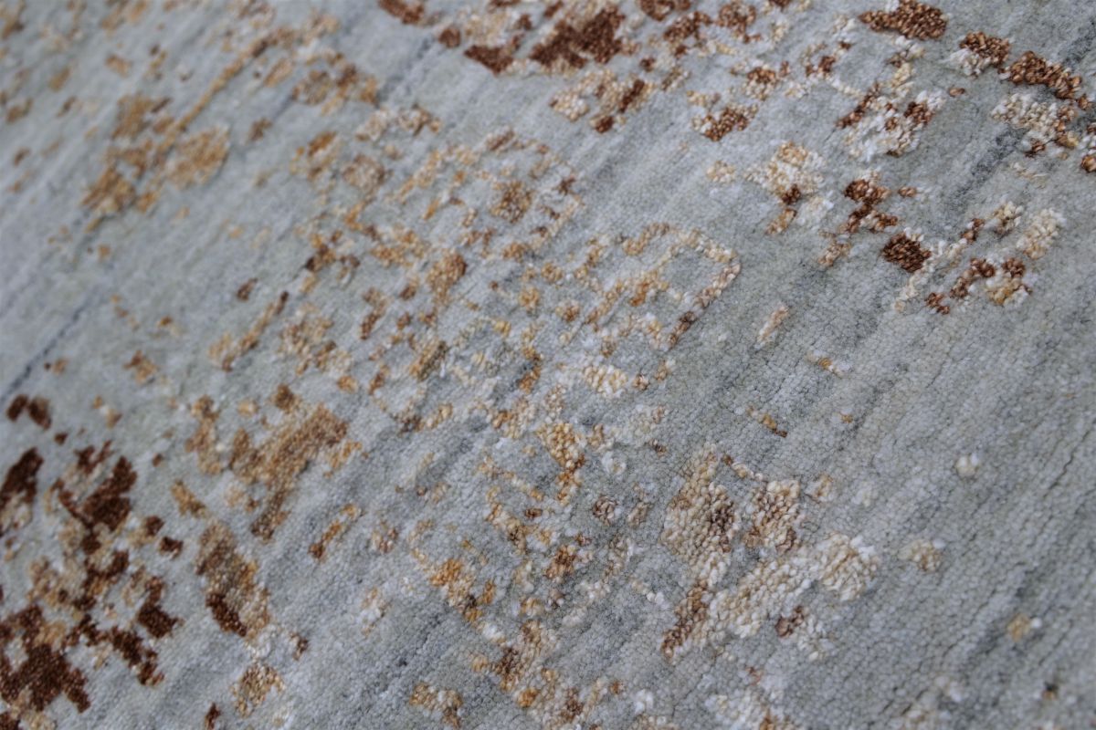 Hand-Woven Modern Crystal Collection