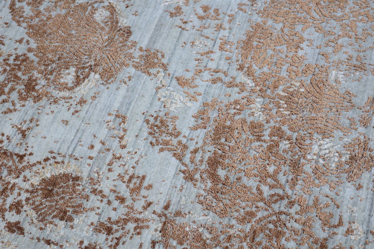 Hand-Woven Modern Crystal Collection