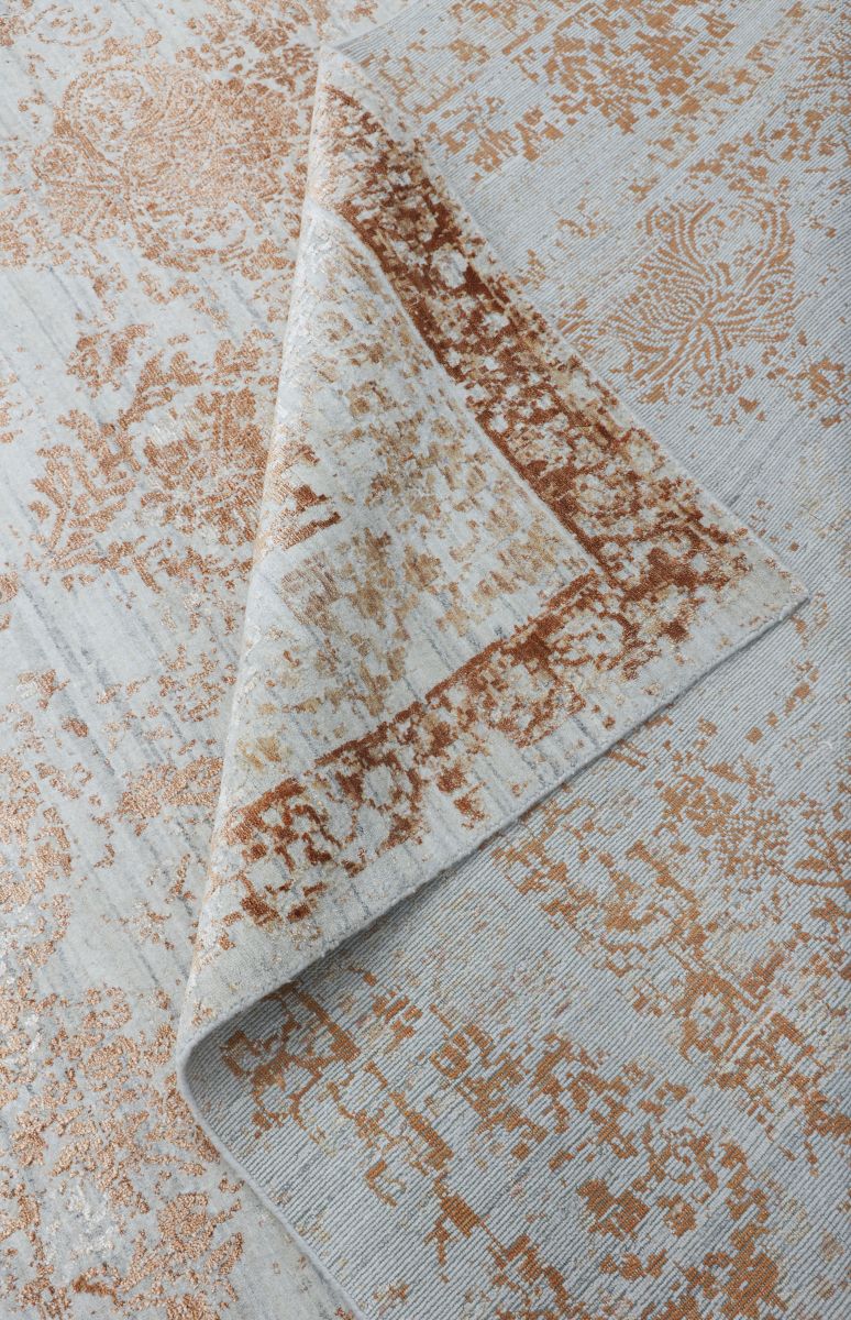 Hand-Woven Modern Crystal Collection