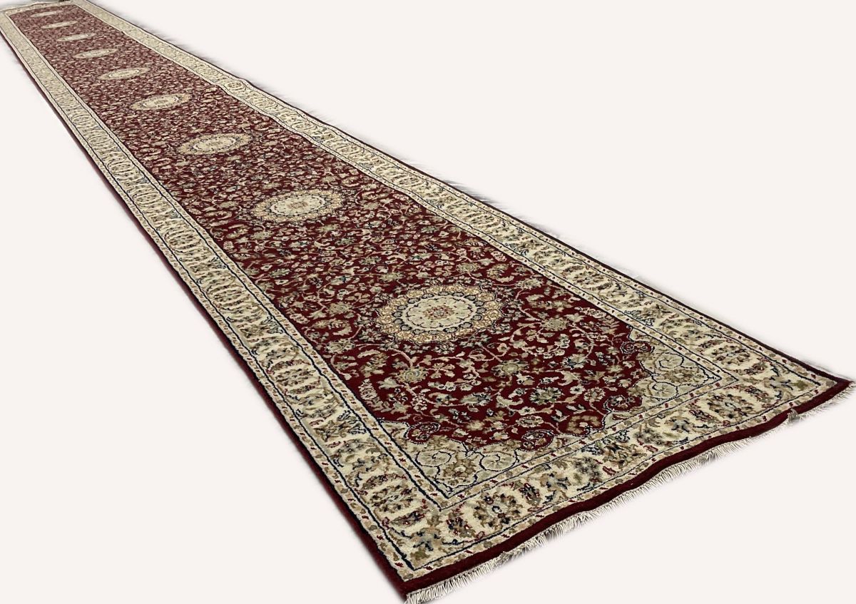 Traditional Hand-Woven Naien Runner