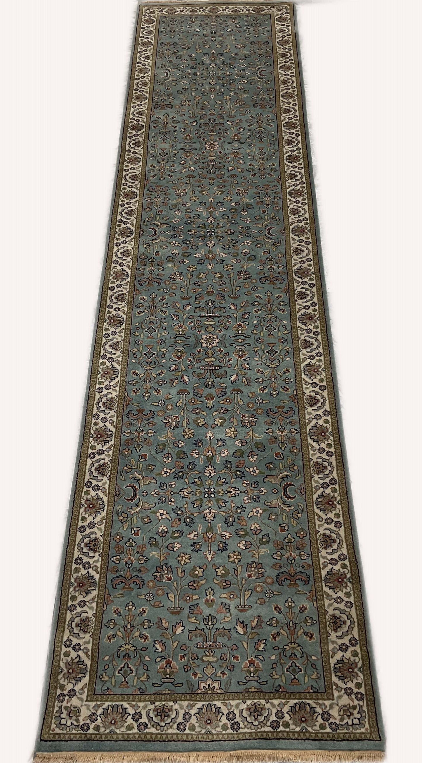 Traditional Hand-Woven Sarouq Runner