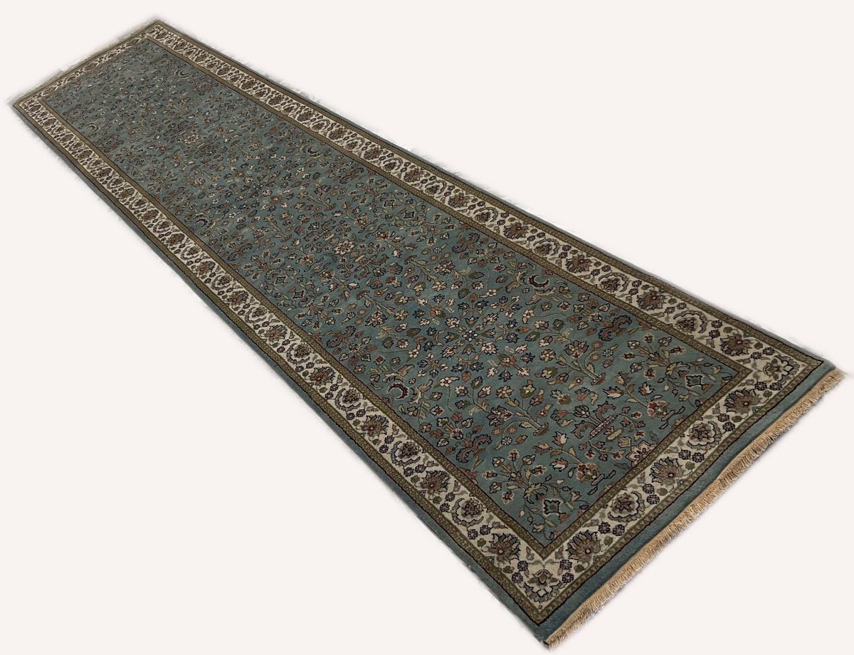 Traditional Hand-Woven Sarouq Runner