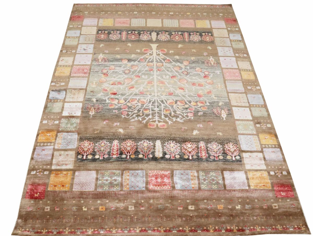 Hand-Woven Loribaft Gabbeh Rug