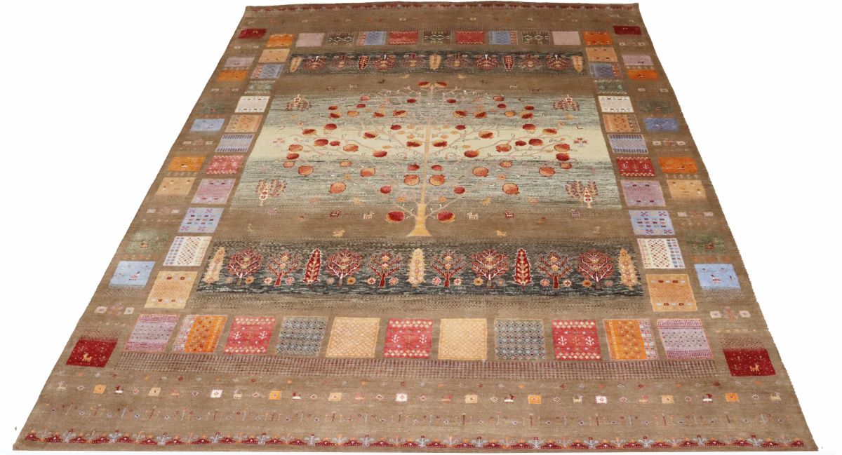 Hand-Woven Loribaft Gabbeh Rug