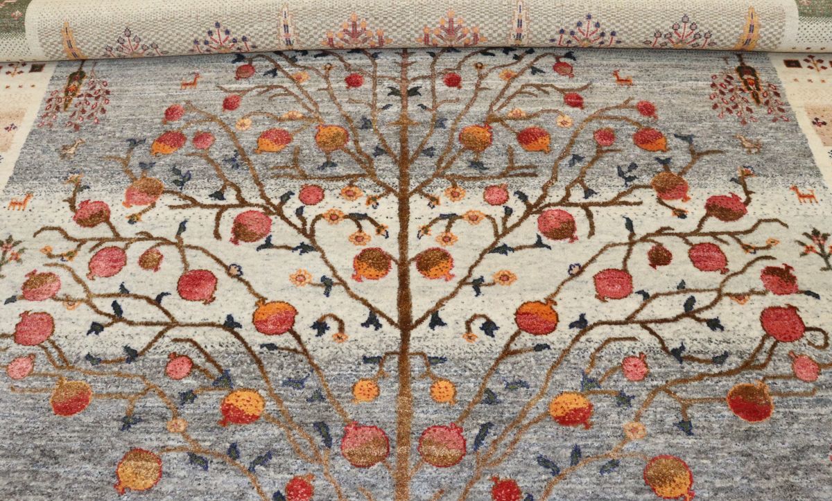 Hand-Woven Loribaft Gabbeh Rug