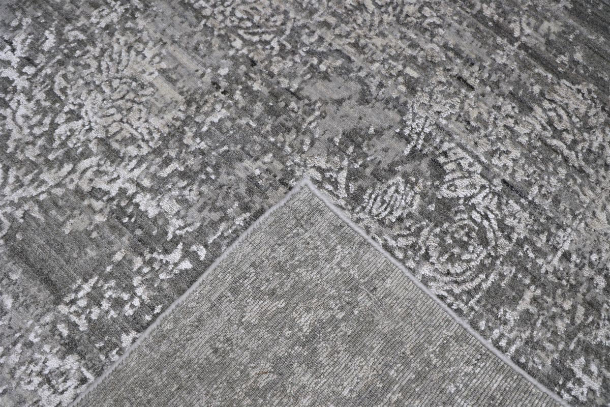 Hand-Woven Modern Crystal Collection