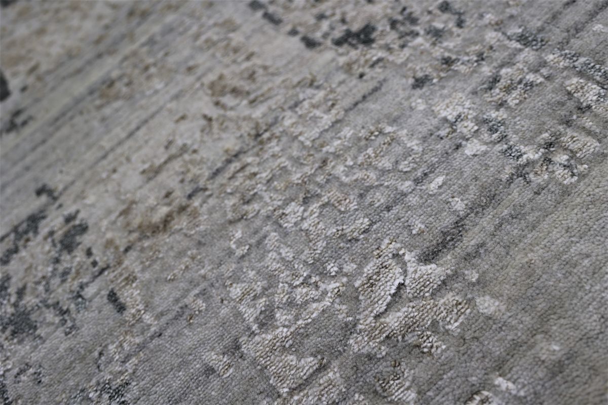 Hand-Woven Modern Crystal Collection